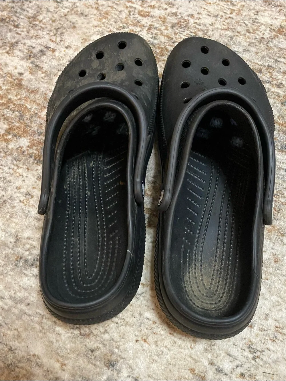 Men’s crocs